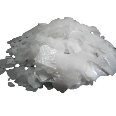 Fabrikversorgung 99 % Natronlaugeflocken / festes weißes Kristallgranulatpulver zum Verkauf